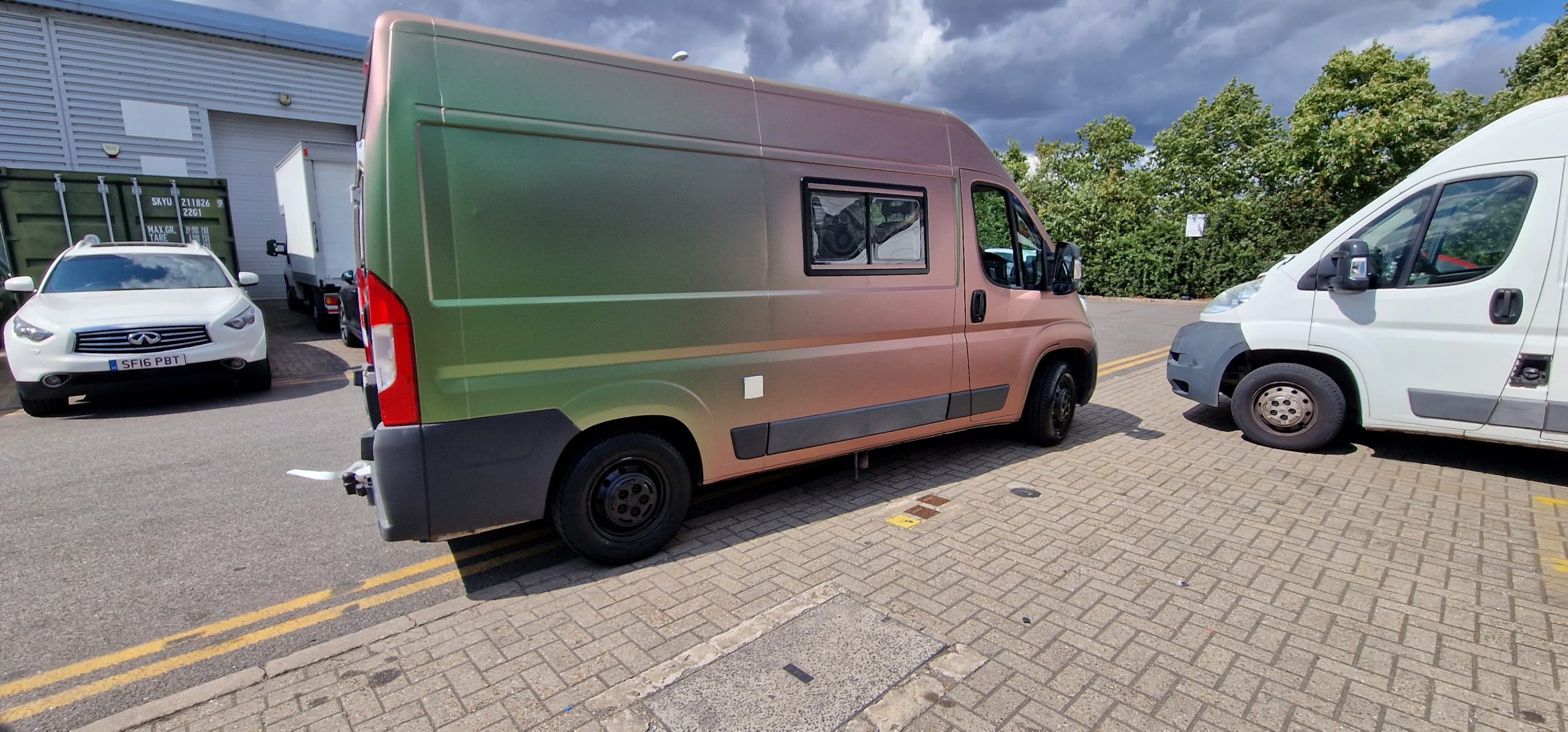 48a8041e-633a-41f1-a0dc-eec96960c27f