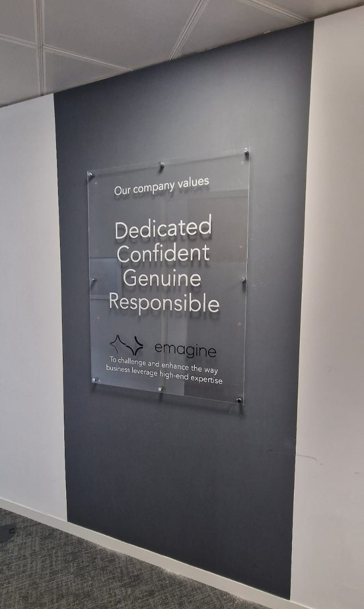 5c40427b-689b-4c06-a286-625681ea23b7