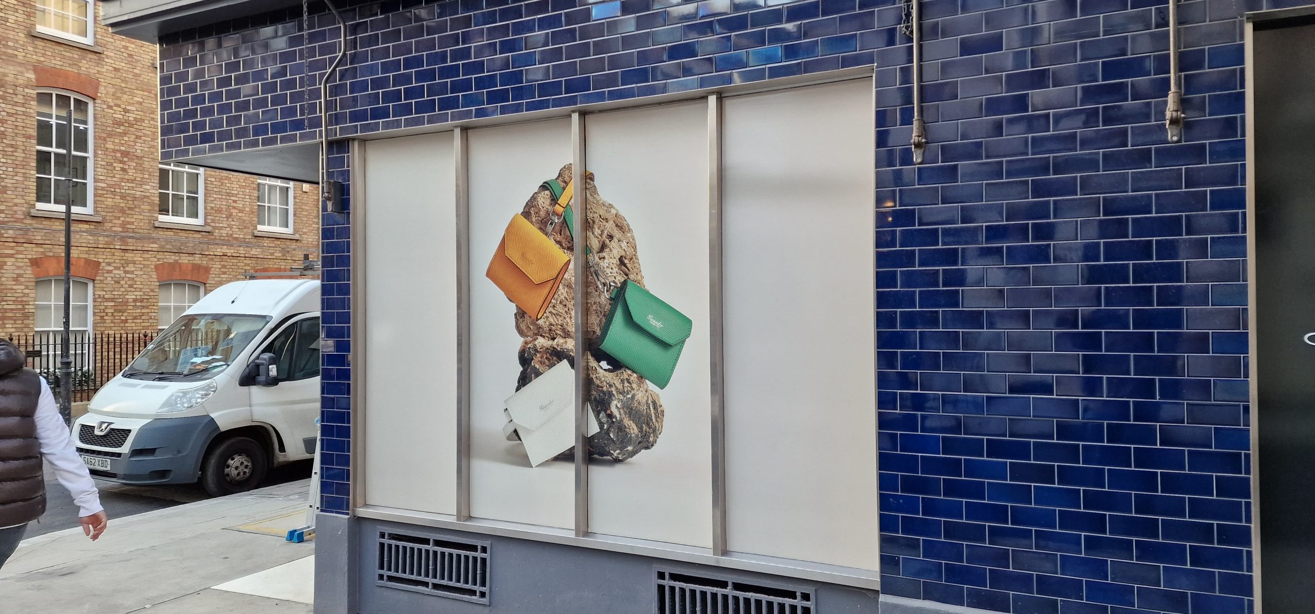 c9ea208b-8f2d-4870-bf69-6331db95f7f0